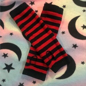 Striped Red and Black arm warmers
